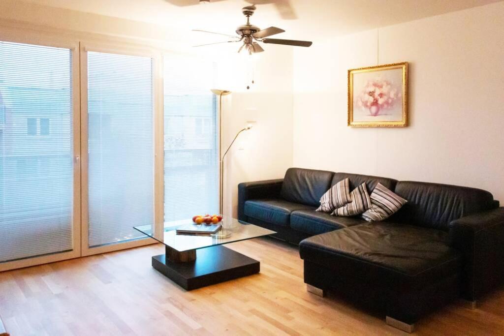 New, Quiet Flat Next To U1, Vic, Shopping Mall,... Vienna Exterior photo