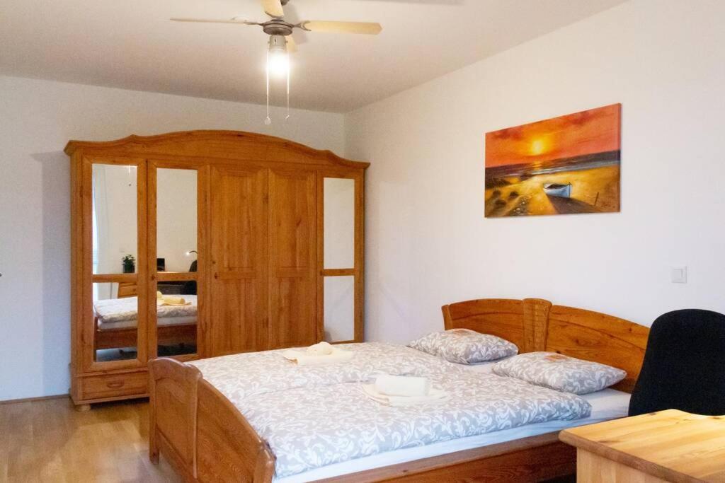New, Quiet Flat Next To U1, Vic, Shopping Mall,... Vienna Exterior photo